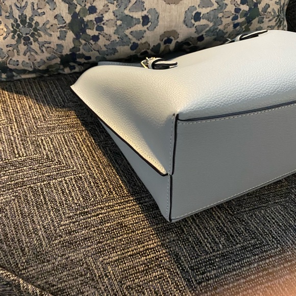 Coach Mollie 25 Leather Tote C4084 NWOT - Picture 9 of 12